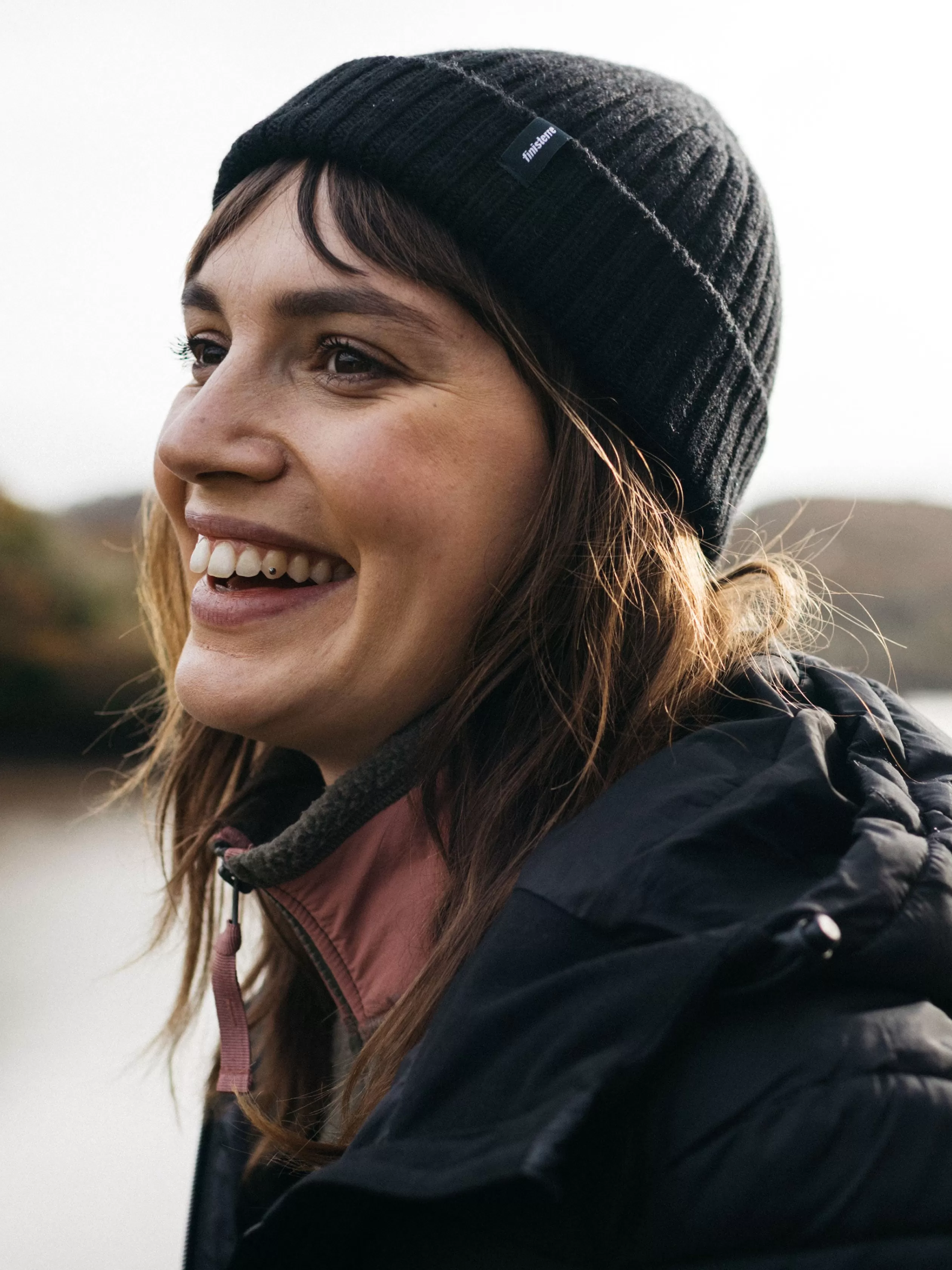 Finisterre 100% extrafine merino wool beanie in black<Women Hats & Beanies | Hats & Beanies