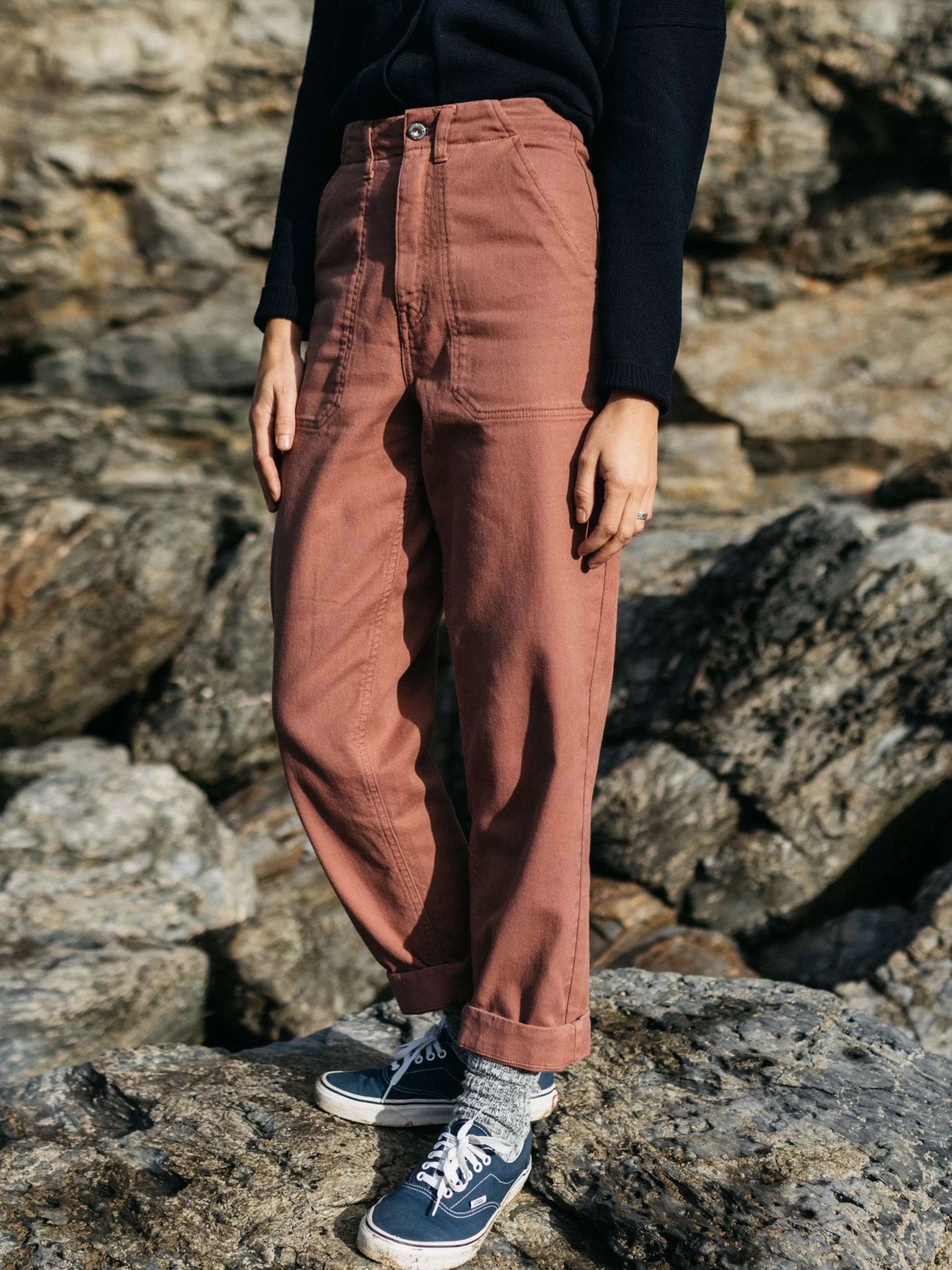 Finisterre Durable organic cotton canvas trousers in <Women Trousers & Leggings