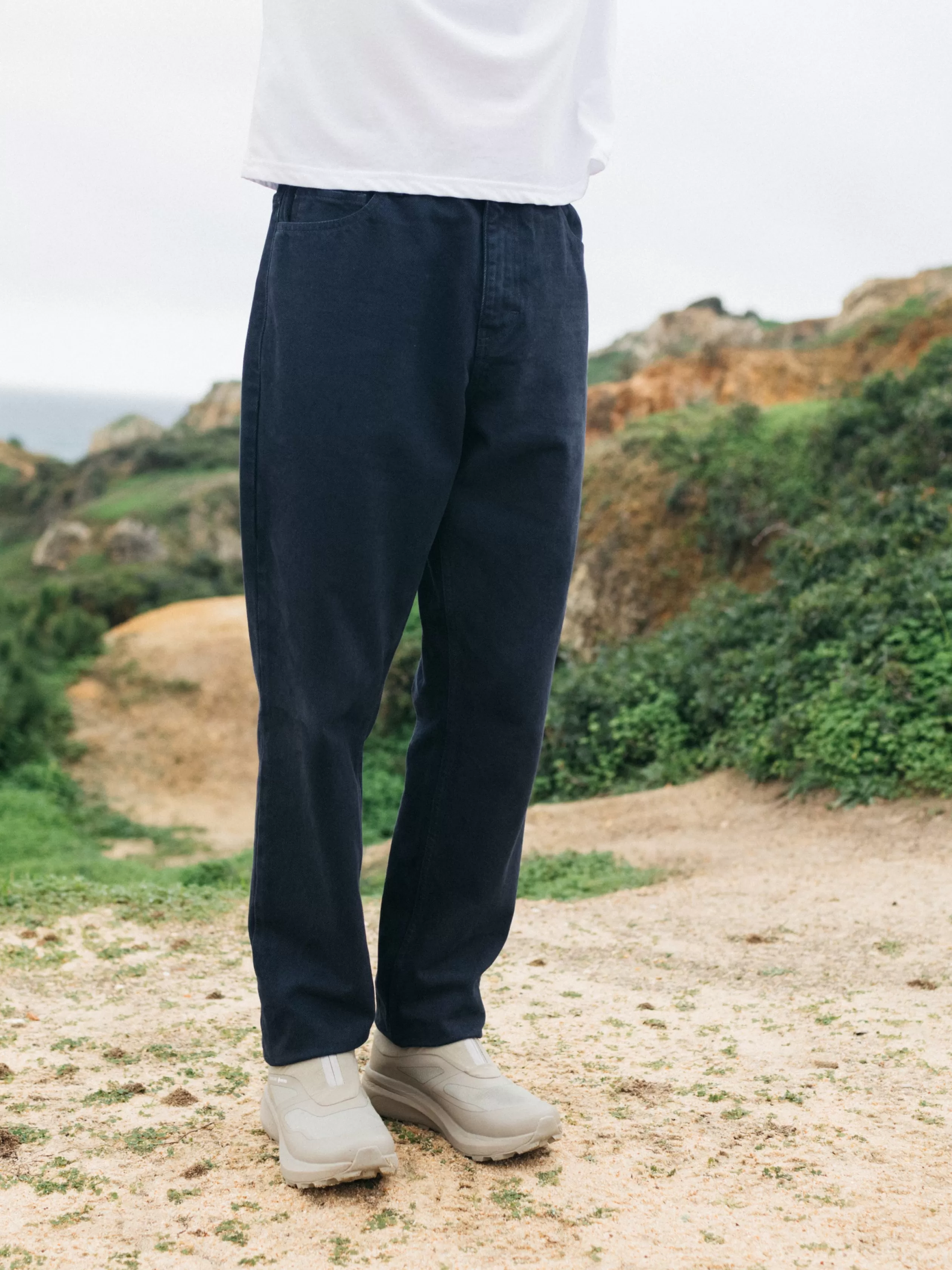 Finisterre Organic cotton twill 5-pocket jeans in deep sea< Trousers & Jeans