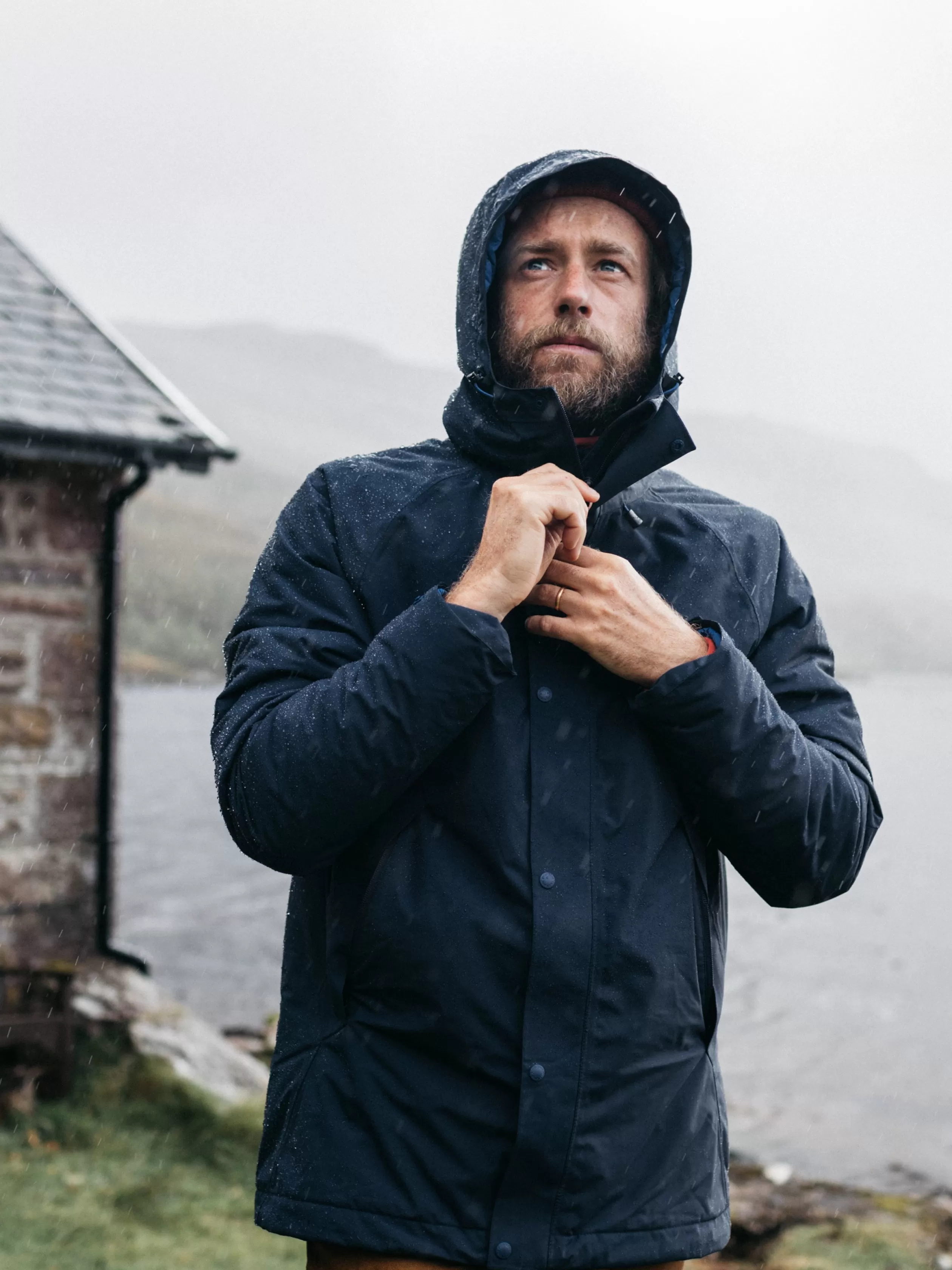 Finisterre Recycled insulated waterproof jacket in navy< Jackets, Coats & Gilets