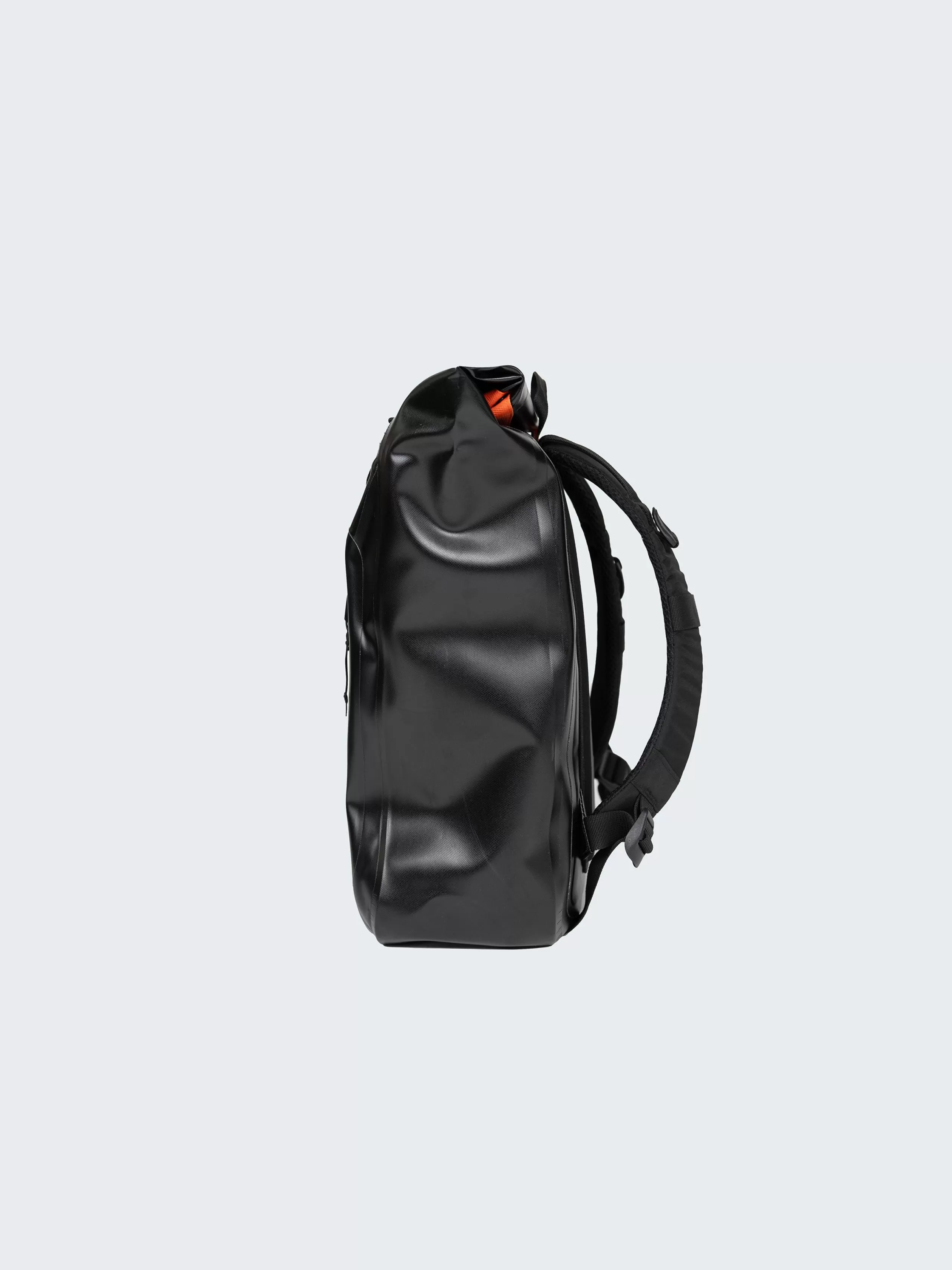 Finisterre Recycled waterproof 20L roll top backpack in black<Women Bags | Bags