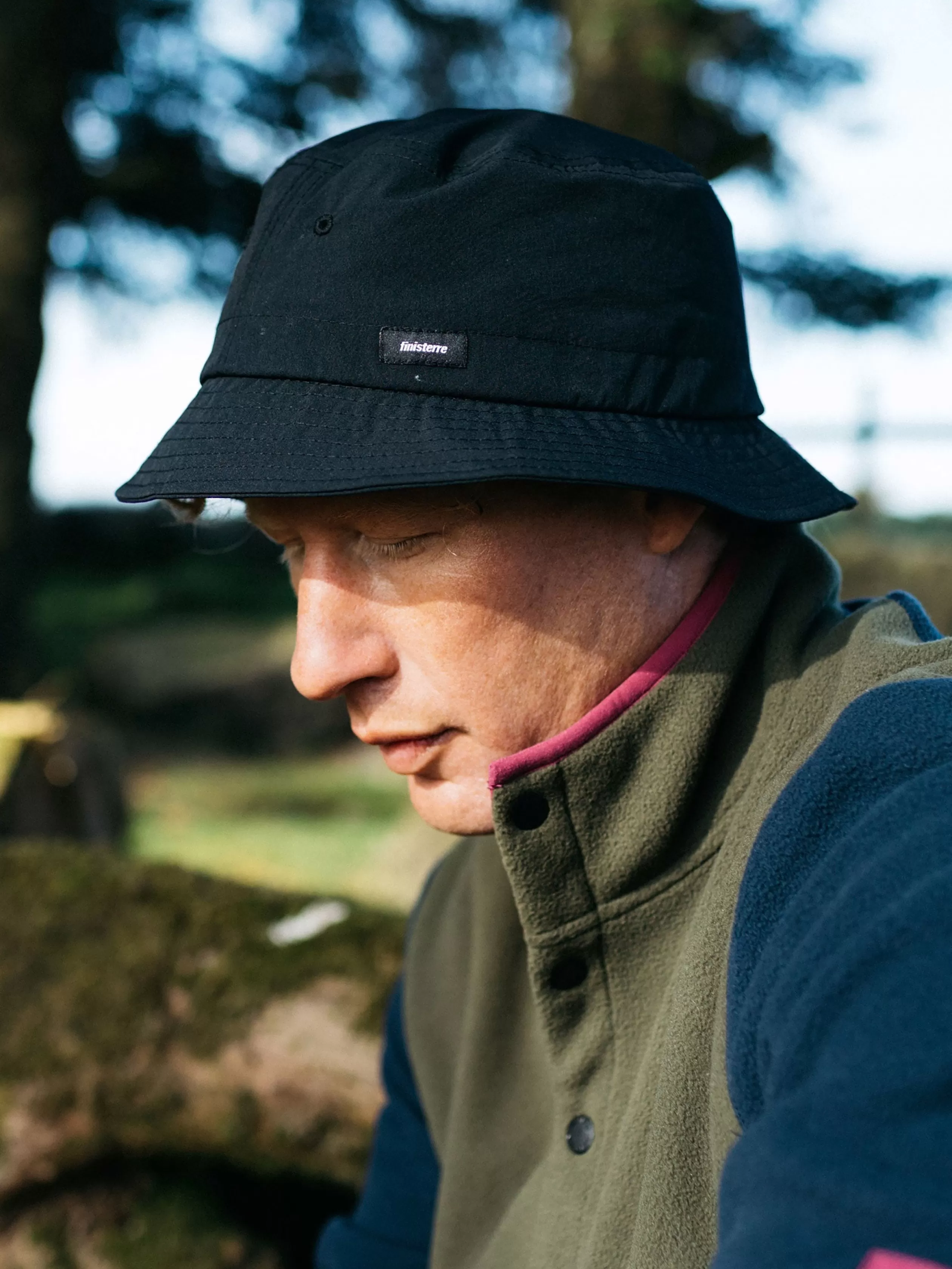 Finisterre Recycled water-repellent bucket hat in black<Women Hats & Beanies | Hats & Beanies