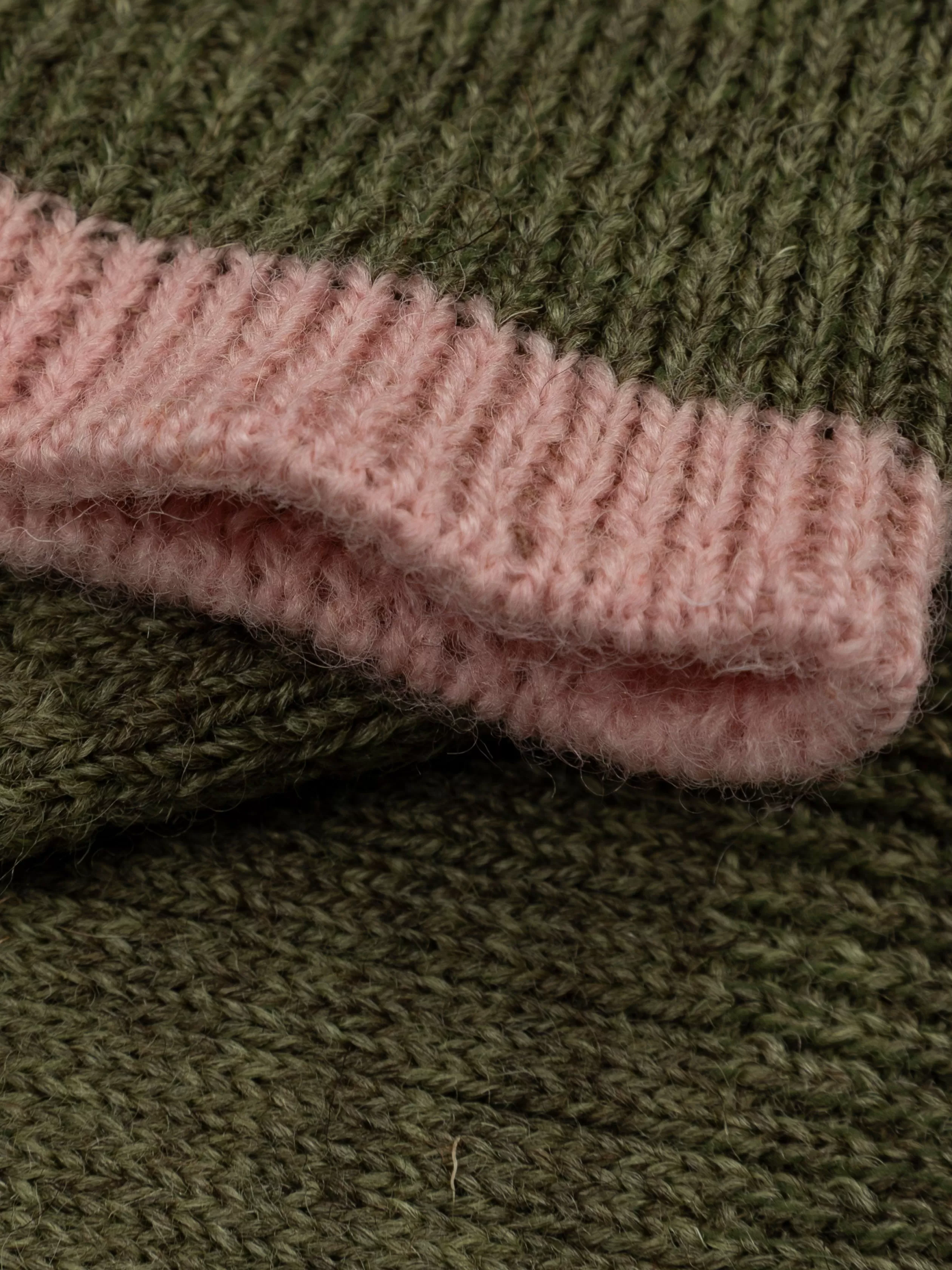 Finisterre Thick wool blend sock in fern and pink salt<Women Socks | Socks